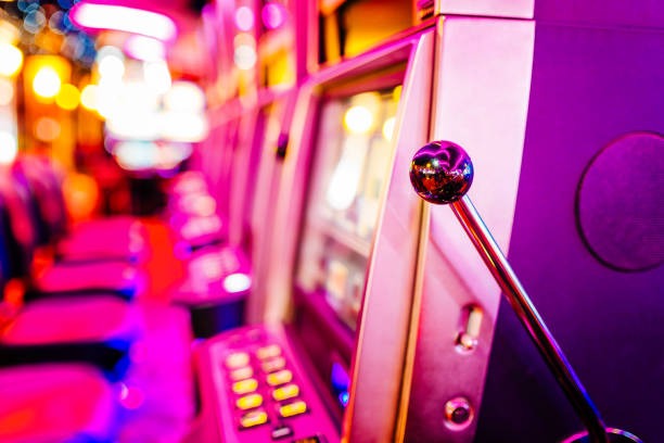 Wolf Gold bonus feature activation showing free spins and multiplier display on bulantogel